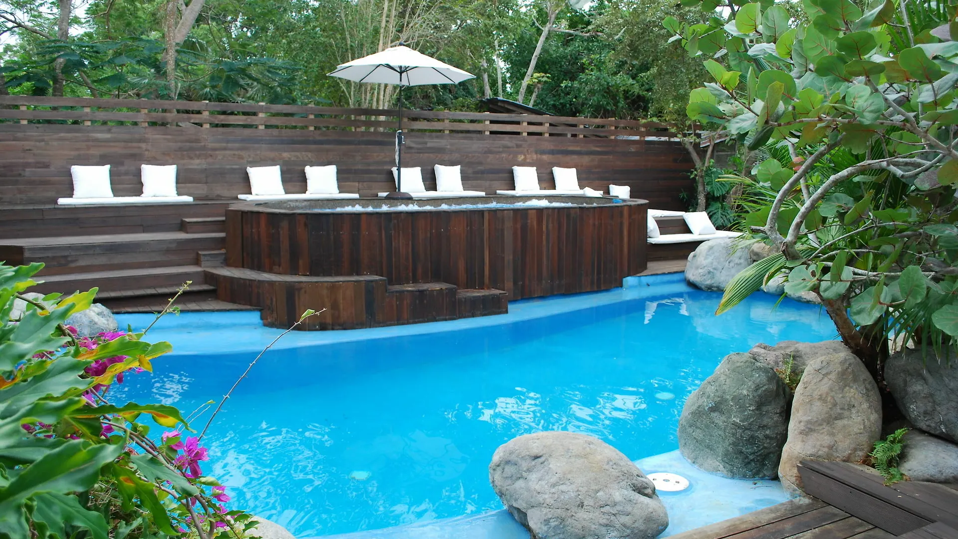 Villas Sur Mer 네그릴